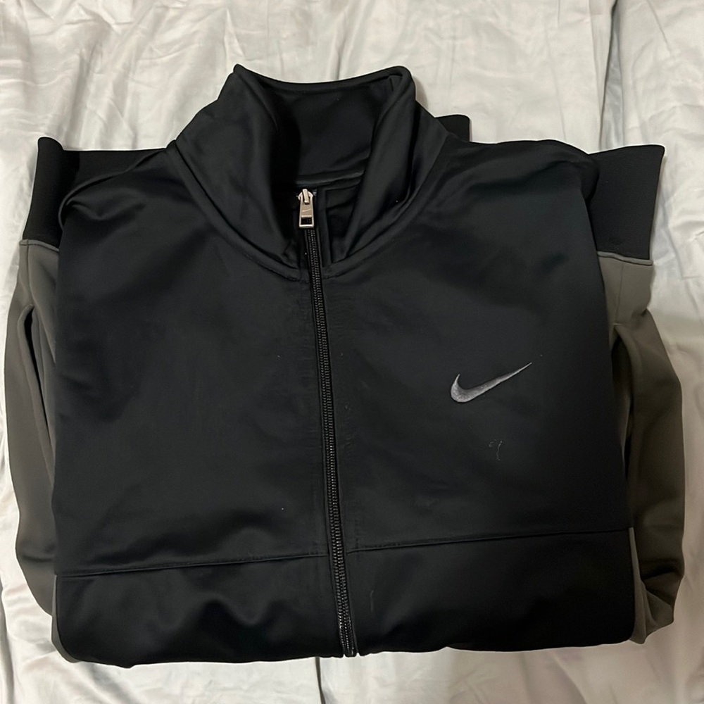 Older Nike Zip-Up Jacket (Medium) - image 1